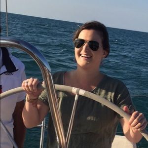 Meet your Posher, Natalie